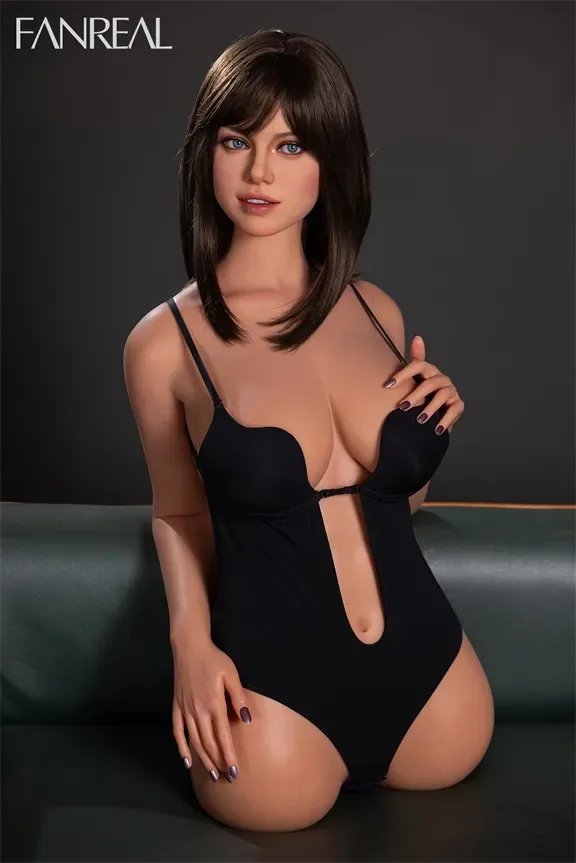 FanReal | Maria - 3ft 1/95cm G-Cup Tanned ROS Head Silicone Torso for Men (In Stock EU)