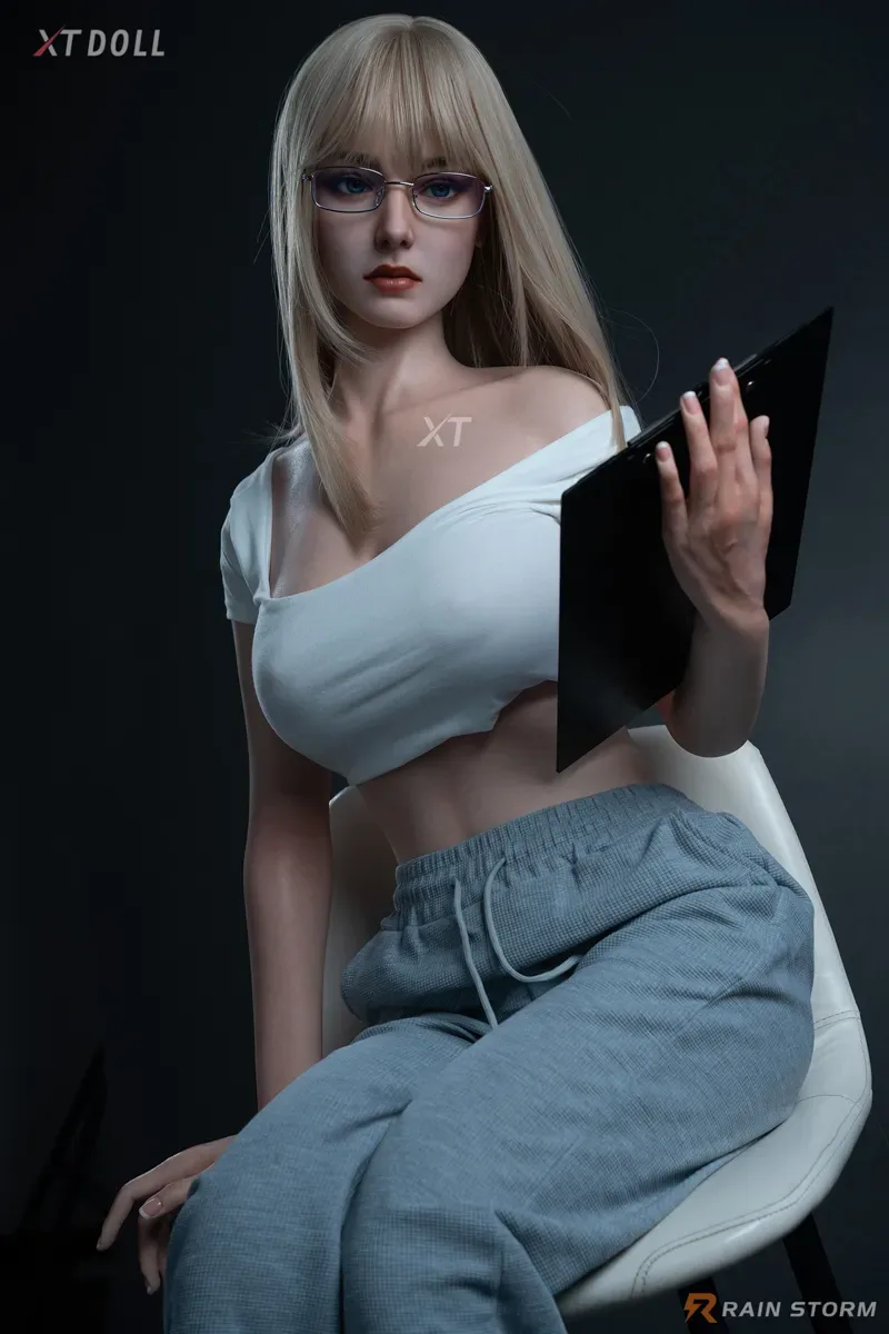 XT Doll丨Irina-163cm/5ft3 F-cup Silicone Sex Doll