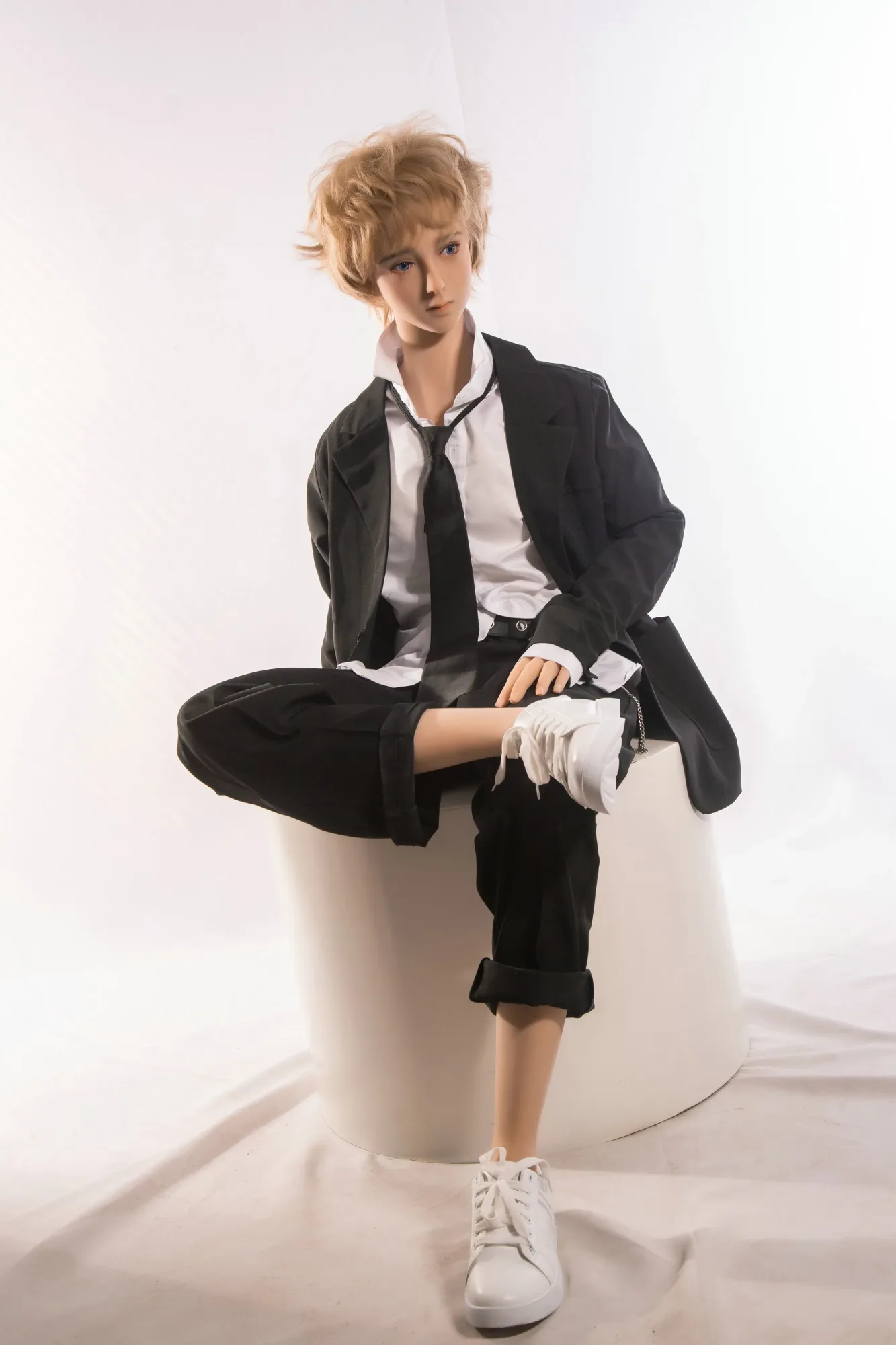 Qita丨 5ft5/165cm Male TPE Sex Doll- Owen view 2