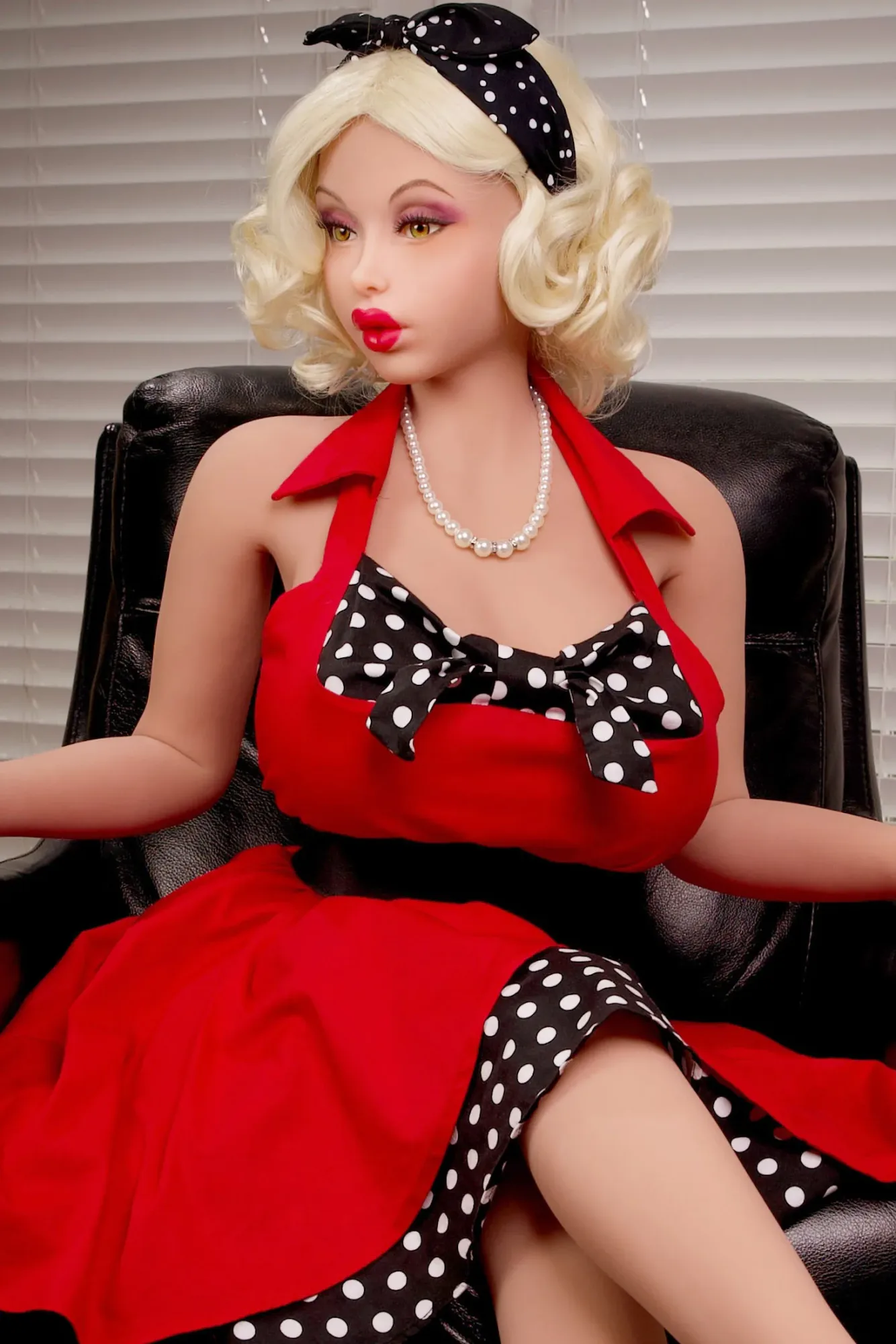 Piper Doll丨Jessica -150cm/4ft11 Short Blonde Hair TPE Sex Doll view 2