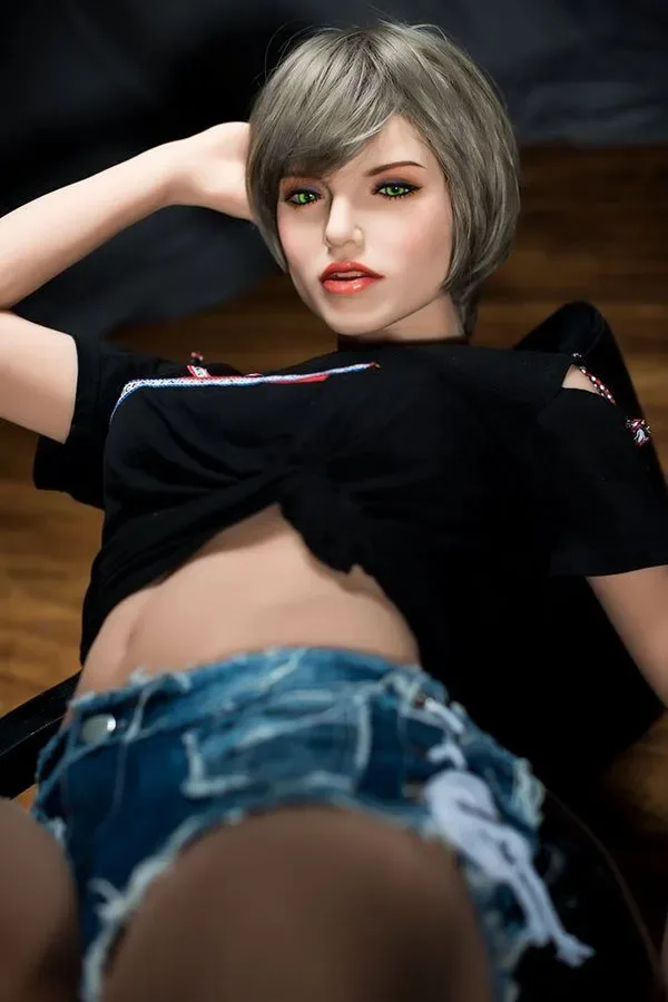 6YE | Nyomi - 5ft3/160cm Fox Eyes Short Hair Sex Doll view 5