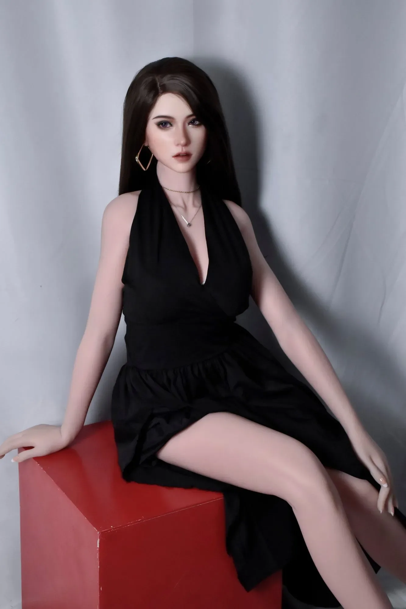 Elsa Babe 165cm/5ft5 - Silicone Sex Doll
Iwai Yuzuki view 2