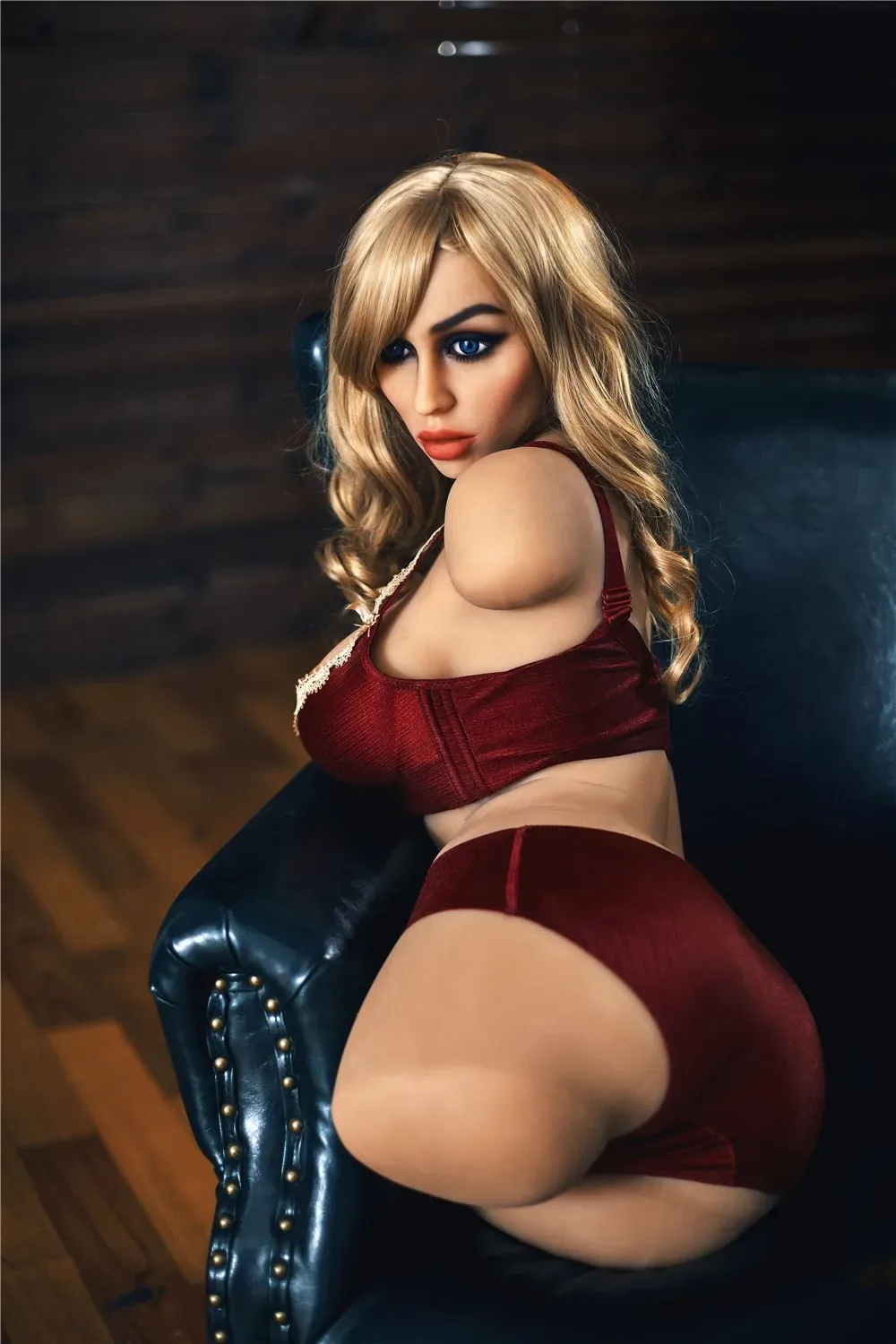 Irontech Torso - Natalia view 5