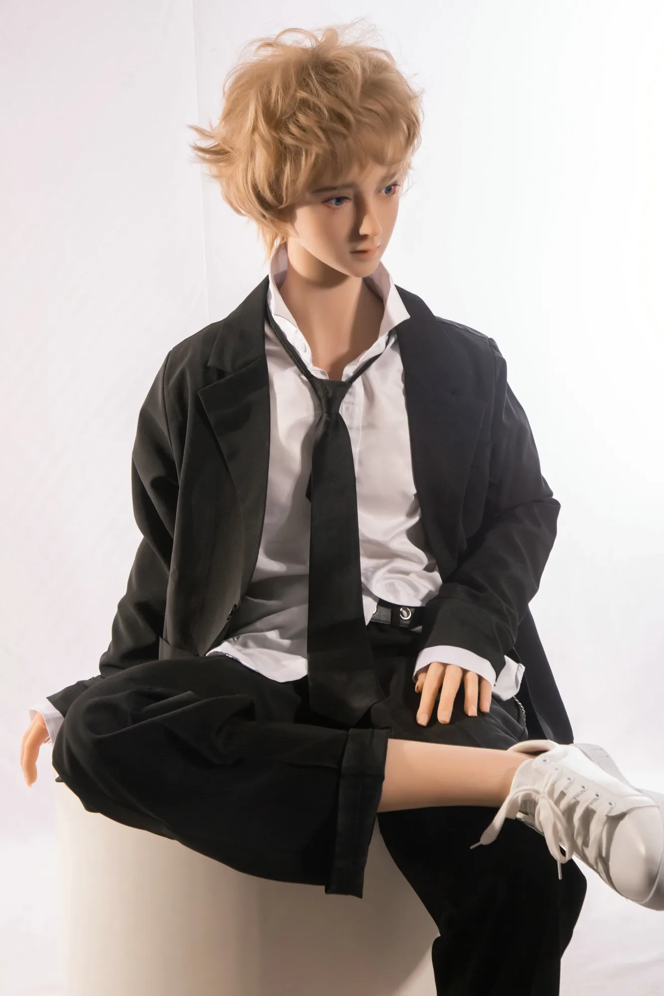 Qita丨 5ft5/165cm Male TPE Sex Doll- Owen view 3