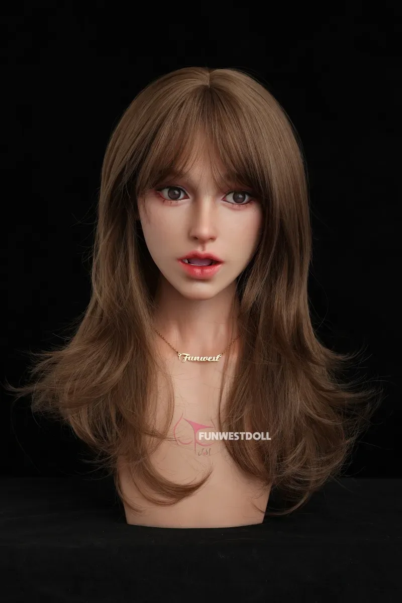 Funwest Doll | Silicone Head Stand view 3