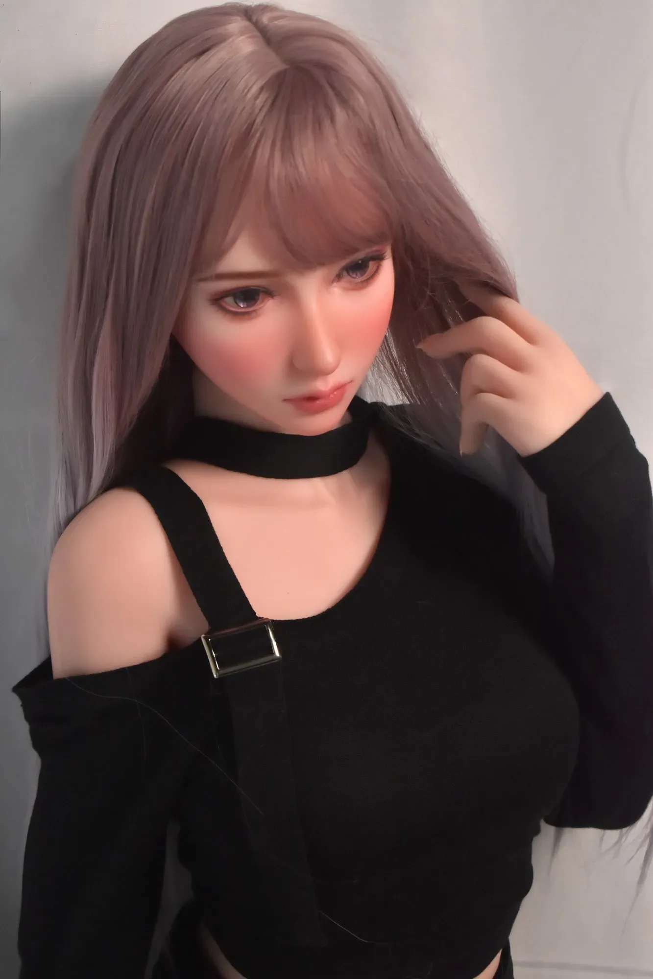 Elsa Babe 165cm/5ft5 - Silicone Sex Doll
Mizushima Suzuran view 7