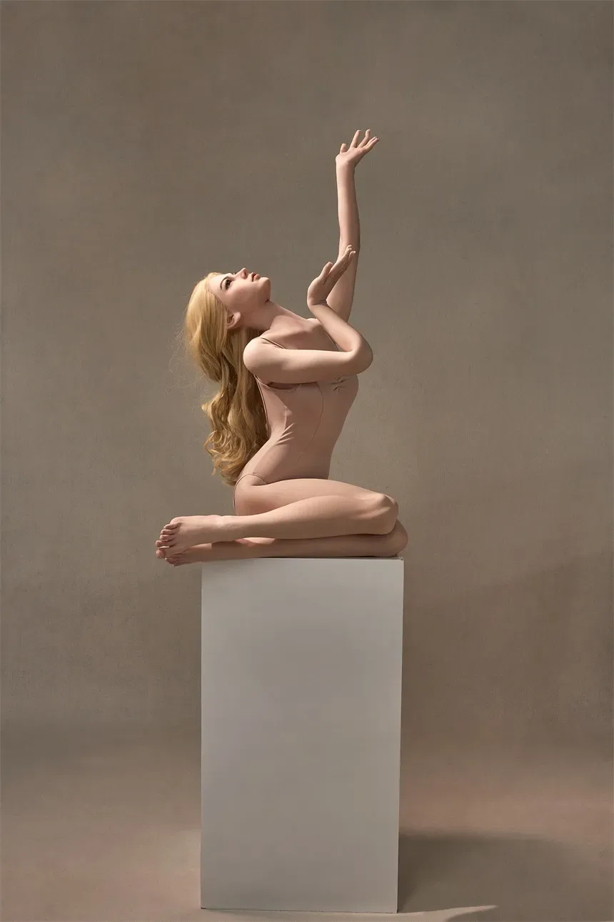 Starpery | Lubby -5ft 3/160cm C-Cup Ballet Styling Silicone Sex Doll view 2