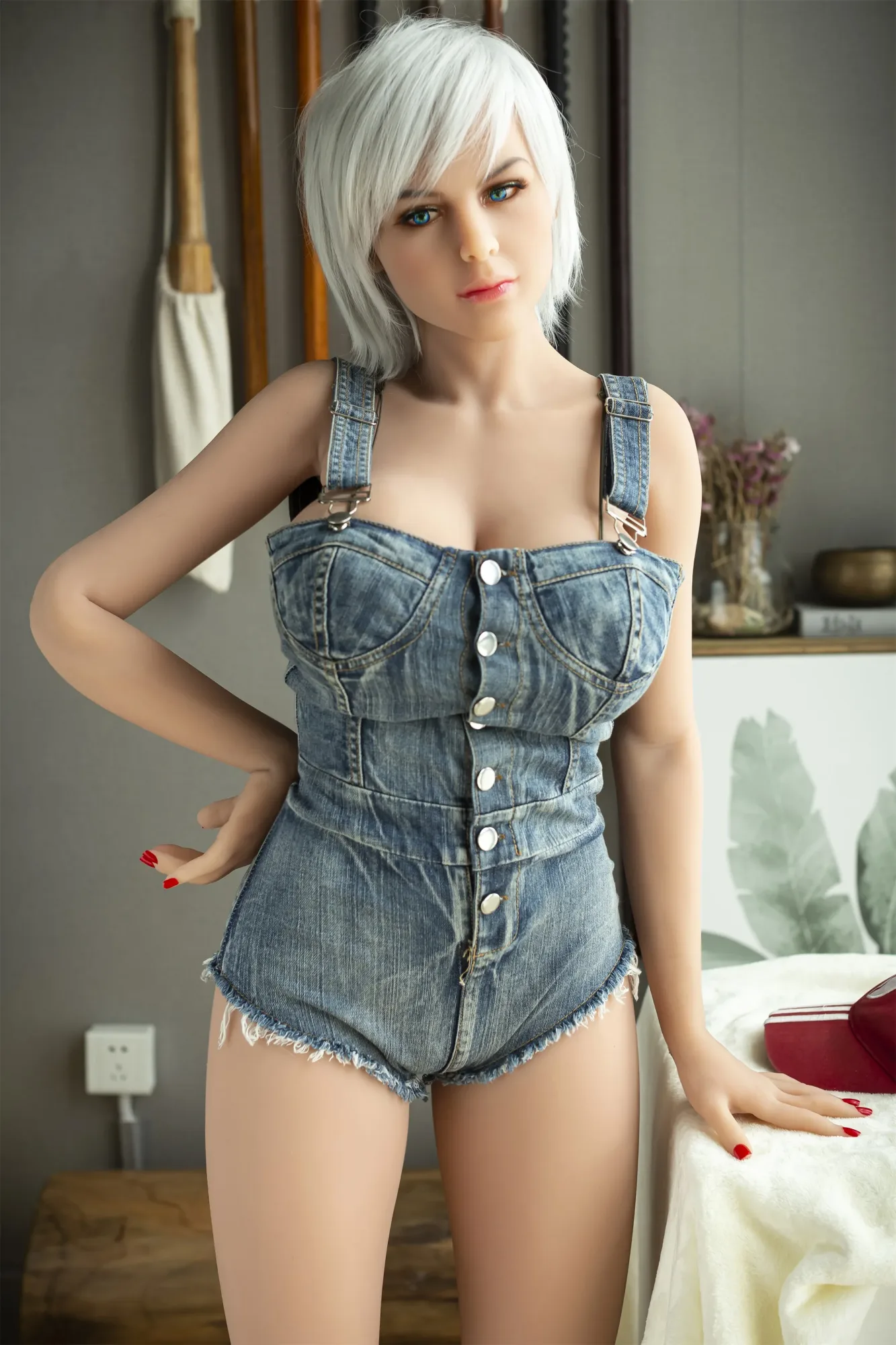6YE | Yukio -5ft3/161cm Massive Boobs Short Hair Anime Sex Doll view 2