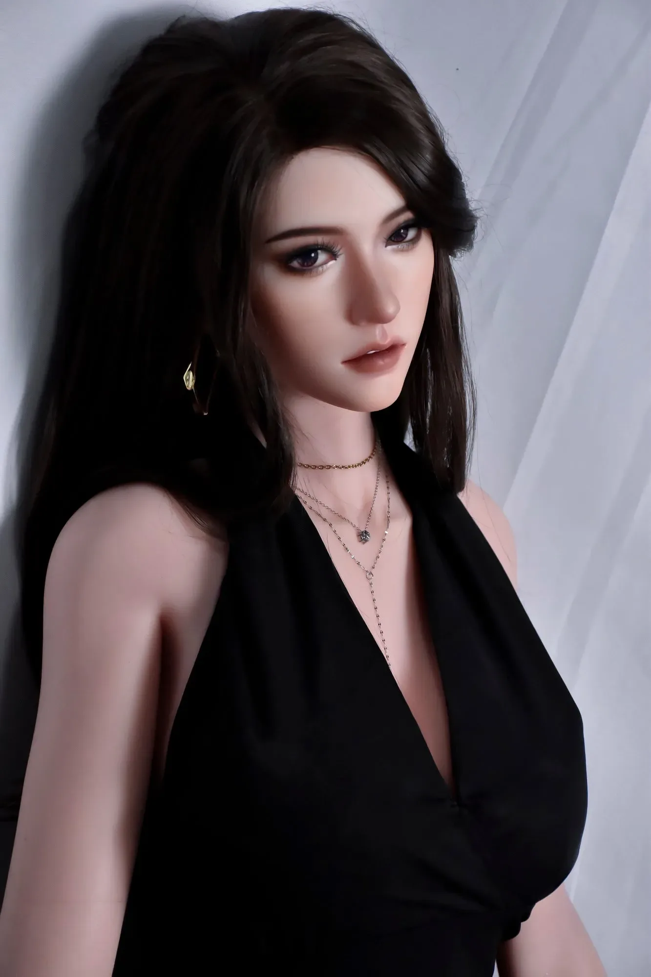 Elsa Babe 165cm/5ft5 - Silicone Sex Doll
Iwai Yuzuki view 3