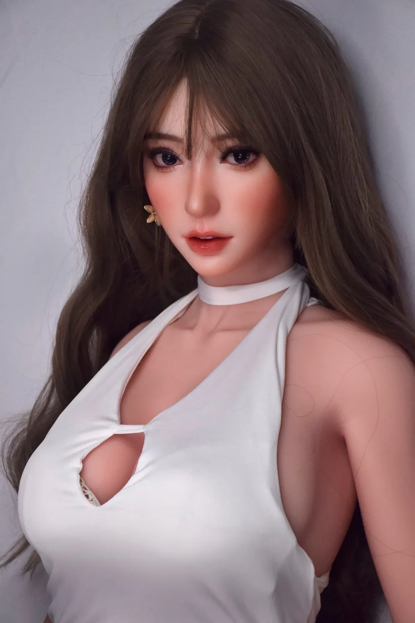 Elsa Babe 165cm/5ft5 - Silicone Sex Doll 
 Amami Tomoko view 5