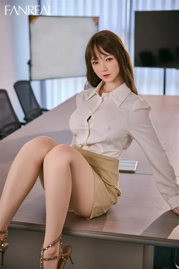 FanReal丨Xue - 5ft 3/159cm F-Cup Silicone Sex Doll view 8