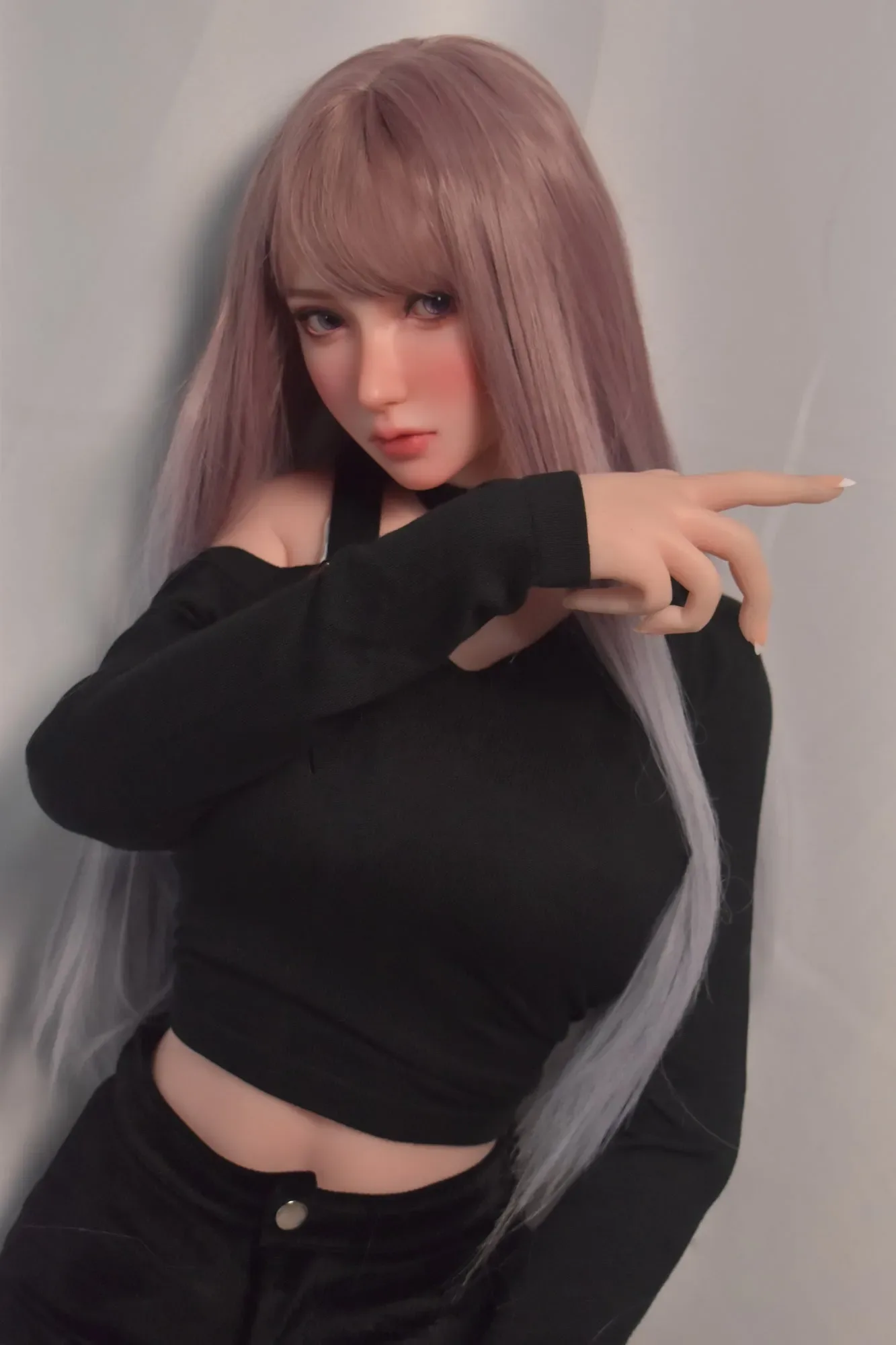 Elsa Babe 165cm/5ft5 - Silicone Sex Doll
Mizushima Suzuran view 8