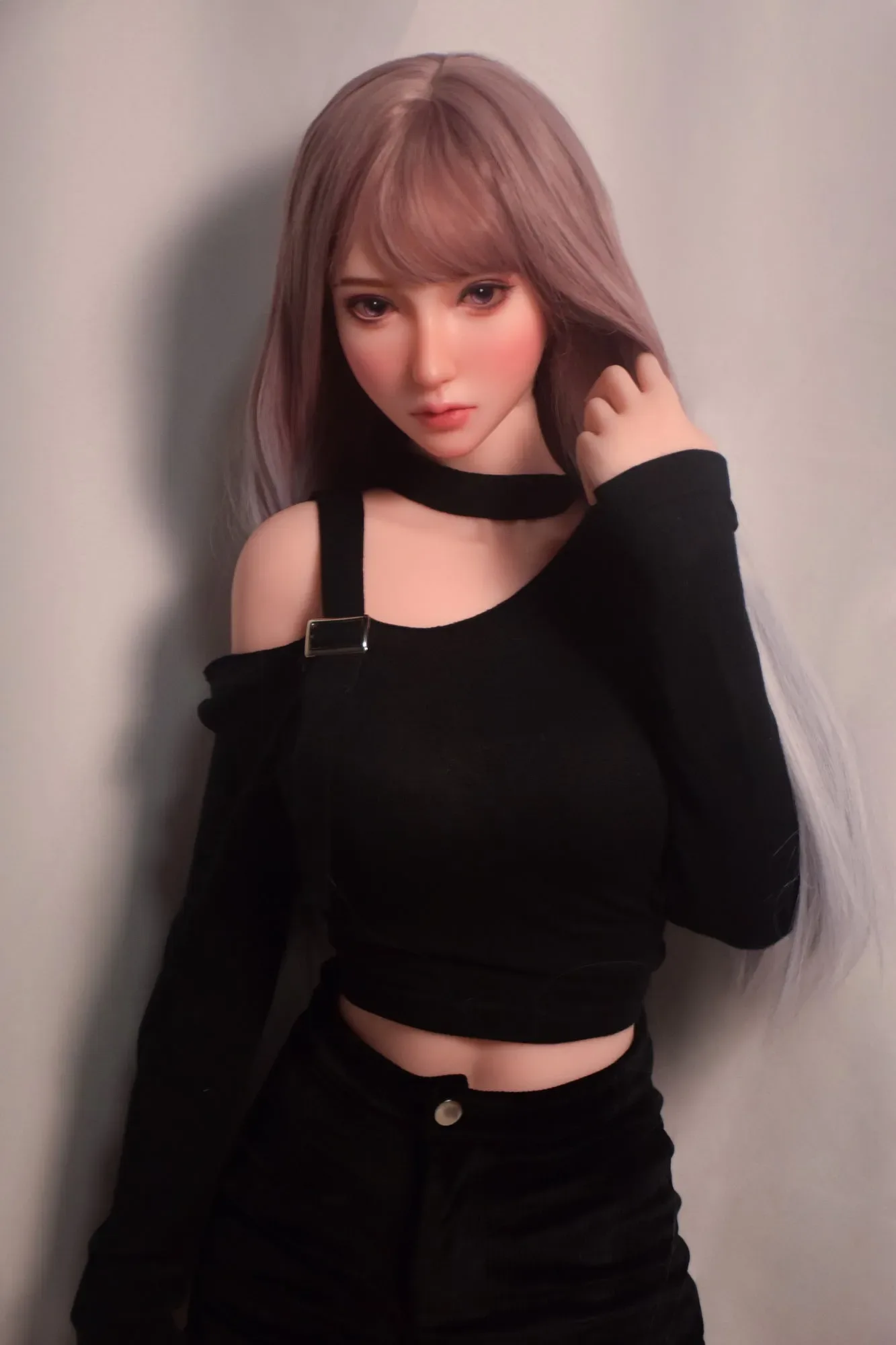 Elsa Babe 165cm/5ft5 - Silicone Sex Doll
Mizushima Suzuran view 2